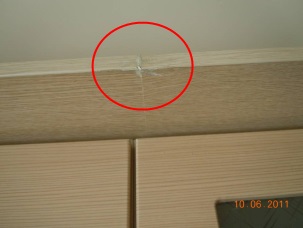 Повреждения козырька